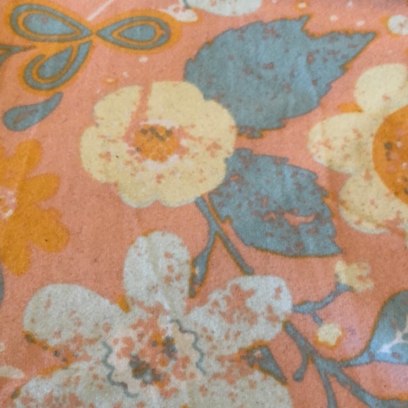 Lularoe OS Legging - Picture 3 of 3